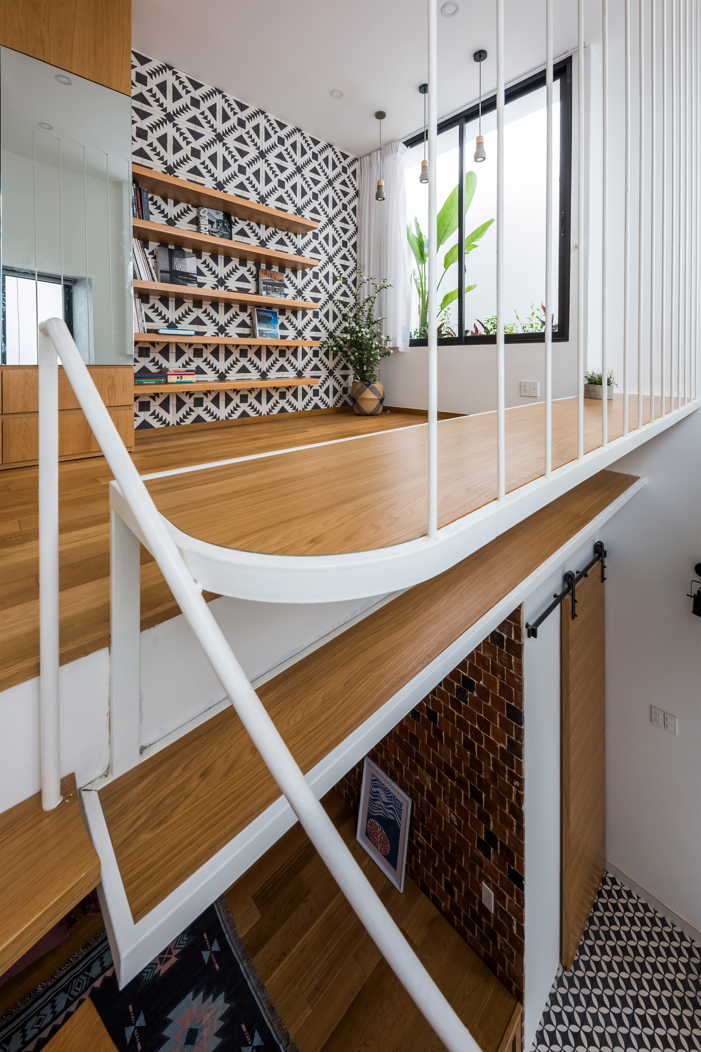 Nhà một mặt tiền chia làm 2 căn khác biệt ảnh 9 Nha mot mat tien chia lam 2 can khac biet anh 9