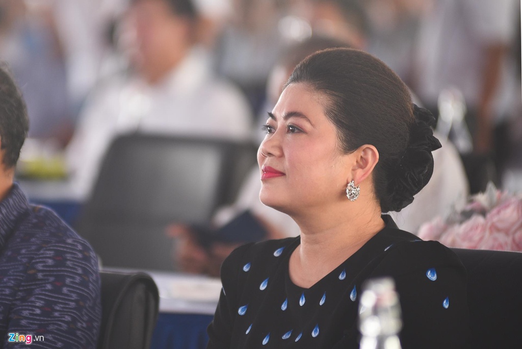 công ty nước sạch sông đuống của shark liên ảnh 2 cong ty nuoc sach song duong cua shark lien anh 2