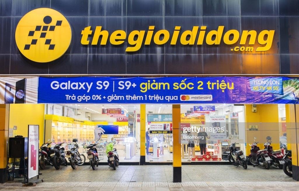 Cuoc dua tren thi truong dong ho cua The gioi Di dong va PNJ hinh anh