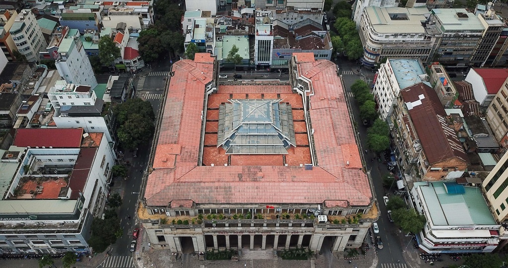 Suc khoe 18 ngan hang Viet Nam bi Moody's ha trien vong tin nhiem hinh anh