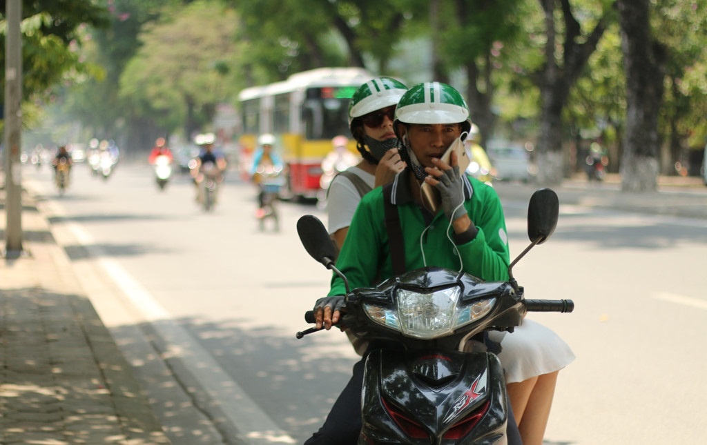 Tien thuong cua tai xe xe cong nghe bi tang thue tu 1/8 hinh anh