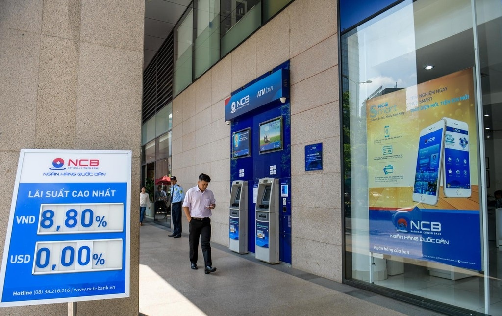 Ngan hang nao phat hanh nhieu trai phieu nhat nam qua? hinh anh