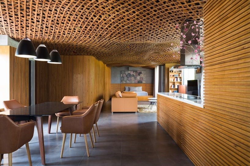 Can ho voi tran nha giong nhung dam may anh 6