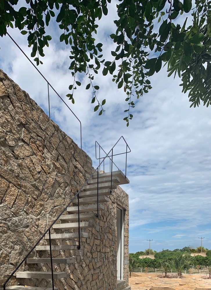 Can biet thu tren dinh doi trang trai rong 2 ha tai Khanh Hoa anh 10