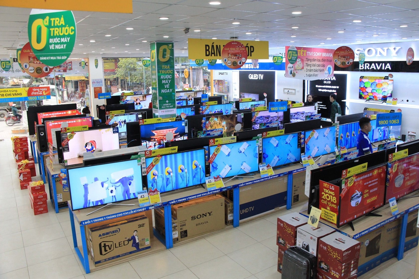 Ong chu The gioi Di dong thu gan 300 ty moi ngay anh 1