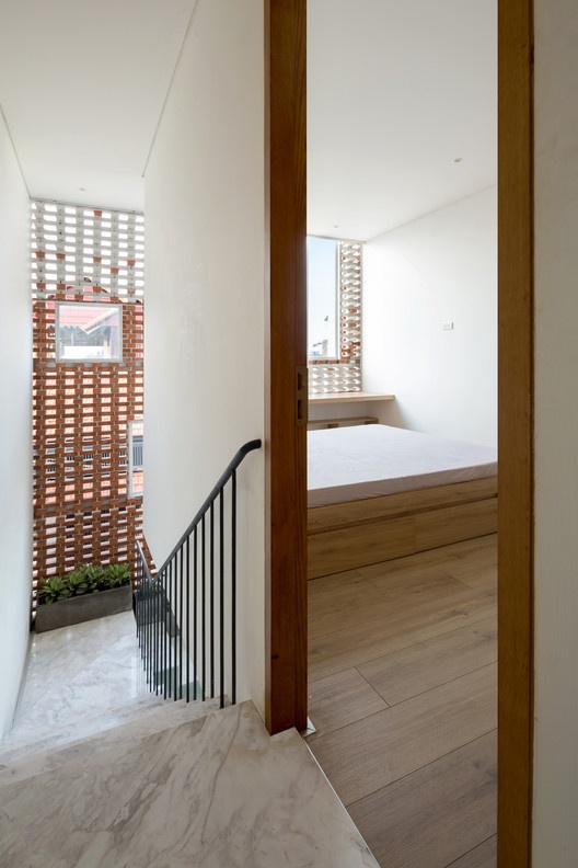 Ngoi nha tai Binh Duong voi thiet ke tuong cong anh 8