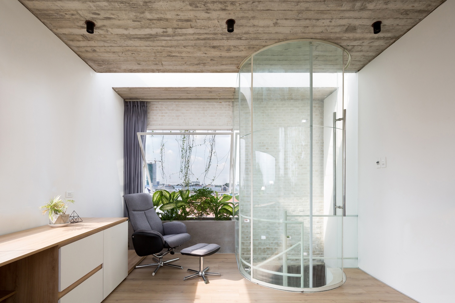 Ngoi nha tai Binh Duong voi thiet ke tuong cong anh 11