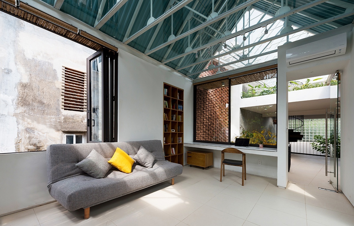 Ngoi nha voi khu vuon bi mat sau lop mat tien anh 10