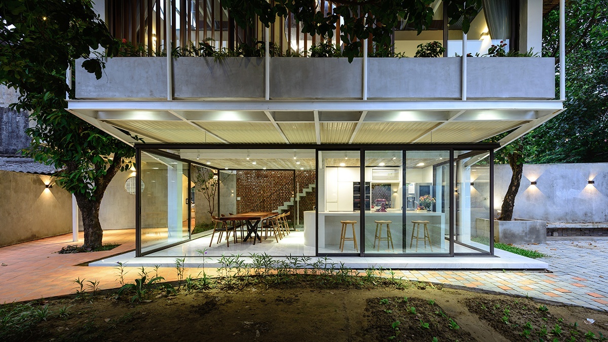 Ngoi nha voi khu vuon bi mat sau lop mat tien anh 6