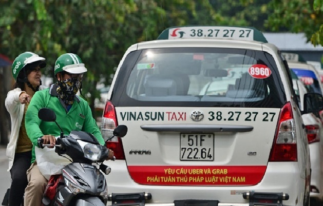 Taxi Vinasun lai hon tram ty hinh anh