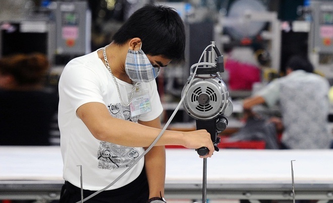 Cho doanh nghiep vay khong lai de tra luong nhan vien hinh anh