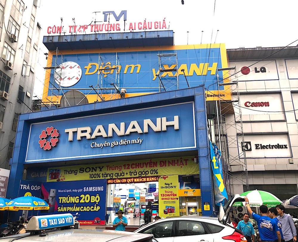 Dien may Tran Anh co lai nho gui tien ngan hang hinh anh