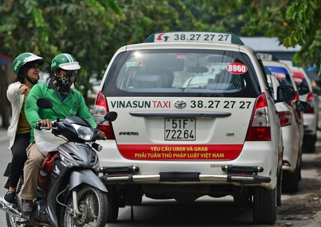 Hang taxi Vinasun lan dau tien thua lo hinh anh