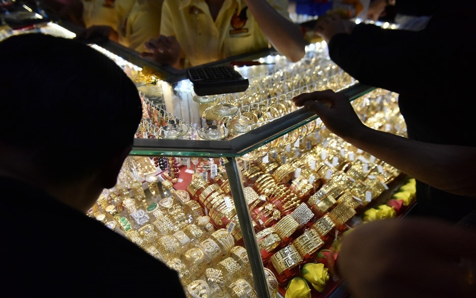 Gia vang hom nay anh 1