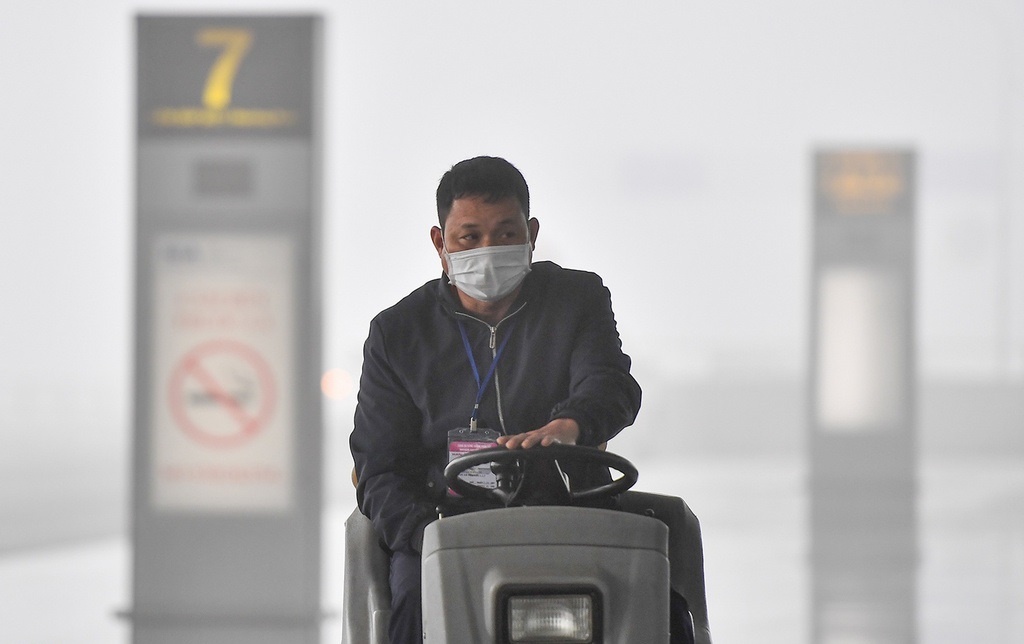 Hut thu 9 ty moi ngay, ACV co lai nho vao gan 33.000 ty gui ngan hang hinh anh