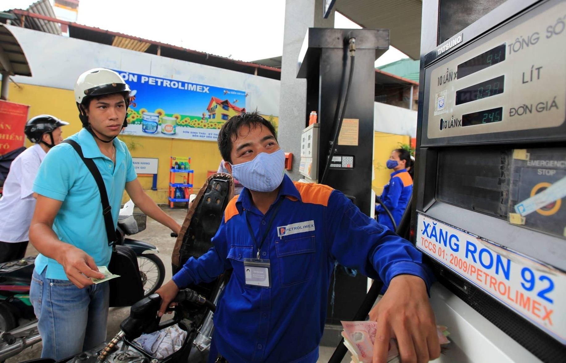 Gia xang hien nay anh 1