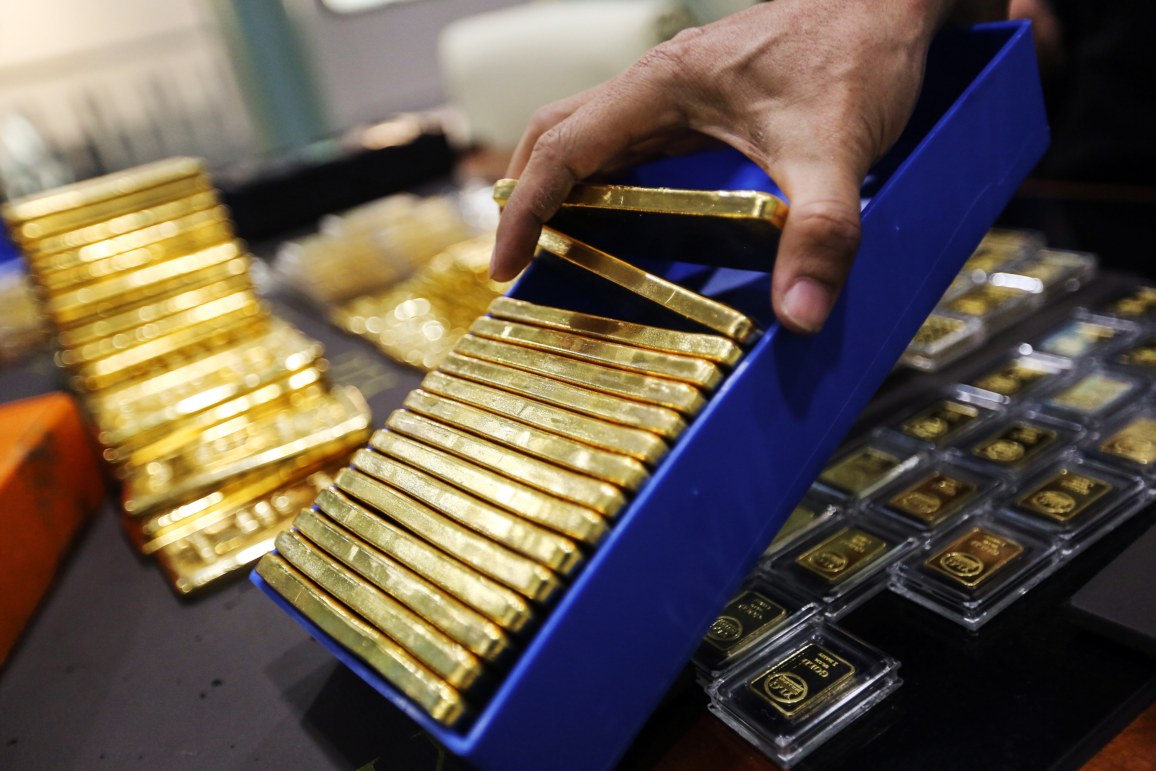 Vang the gioi tang vot, dat hon trong nuoc nua trieu dong hinh anh