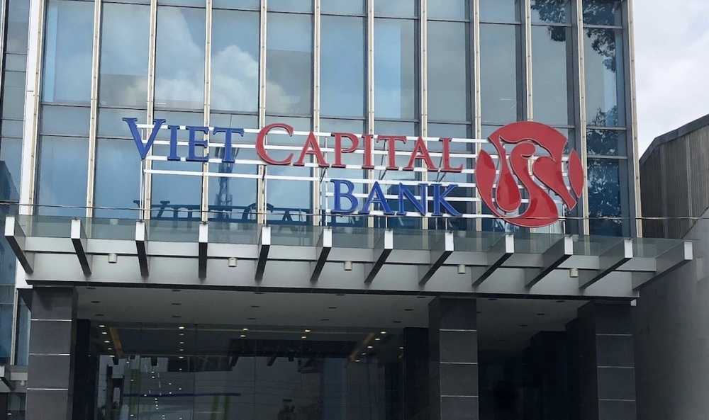 Vietcapital Bank niem yet co phieu voi gia 10.700 dong hinh anh