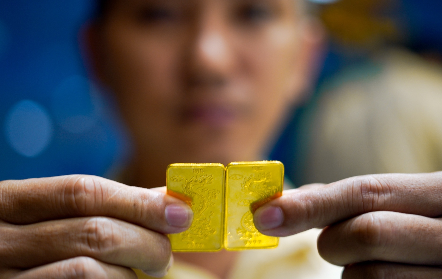 Gia vang mieng, vang nhan roi gan 5 trieu dong/luong hinh anh