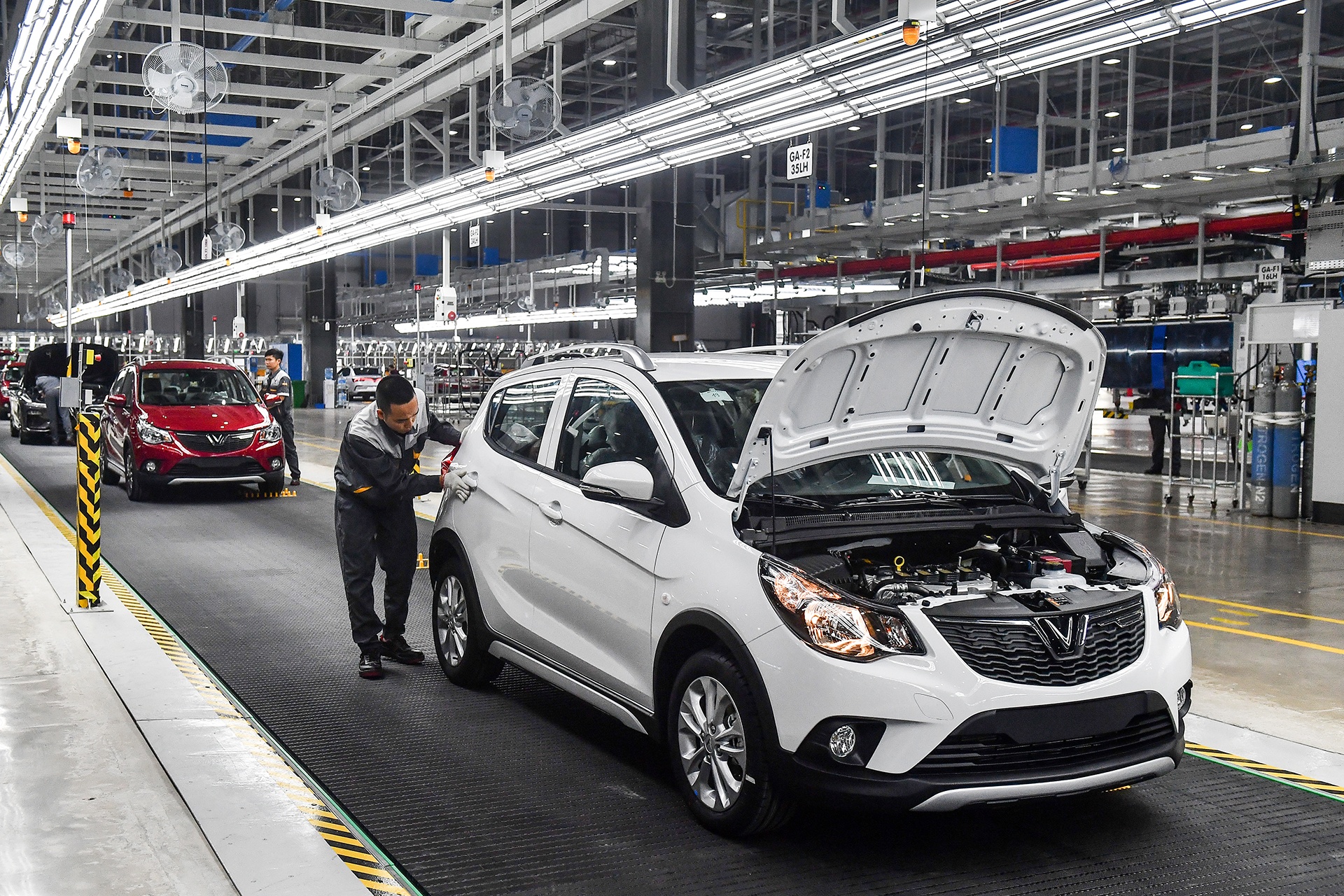 Khong gia han giam 50% phi truoc ba anh 1