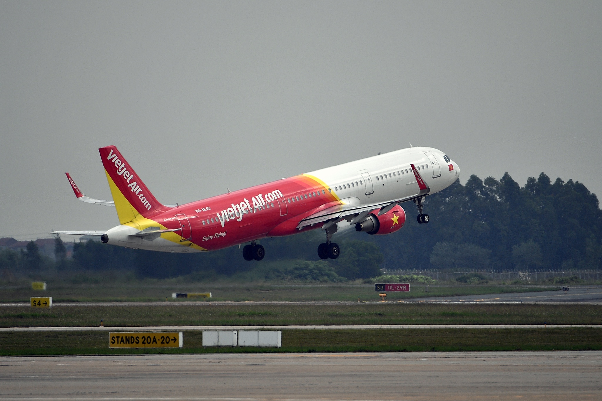 vietjet bu lo tu ban va thue lai tau bay anh 1