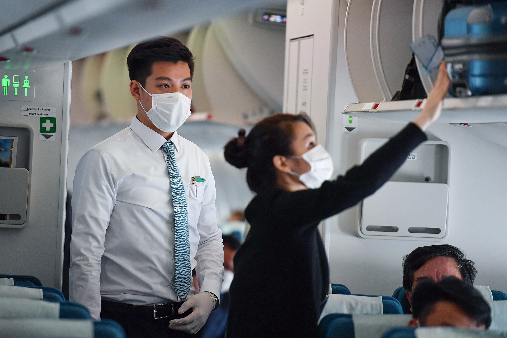 Tai cap von 4.000 ty dong cho cac ngan hang ho tro Vietnam Airlines hinh anh