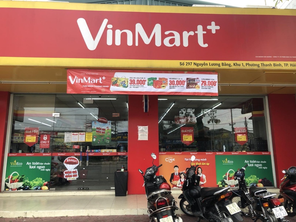 Vingroup muon rut hoan toan khoi chuoi VinMart, VinMart+ hinh anh