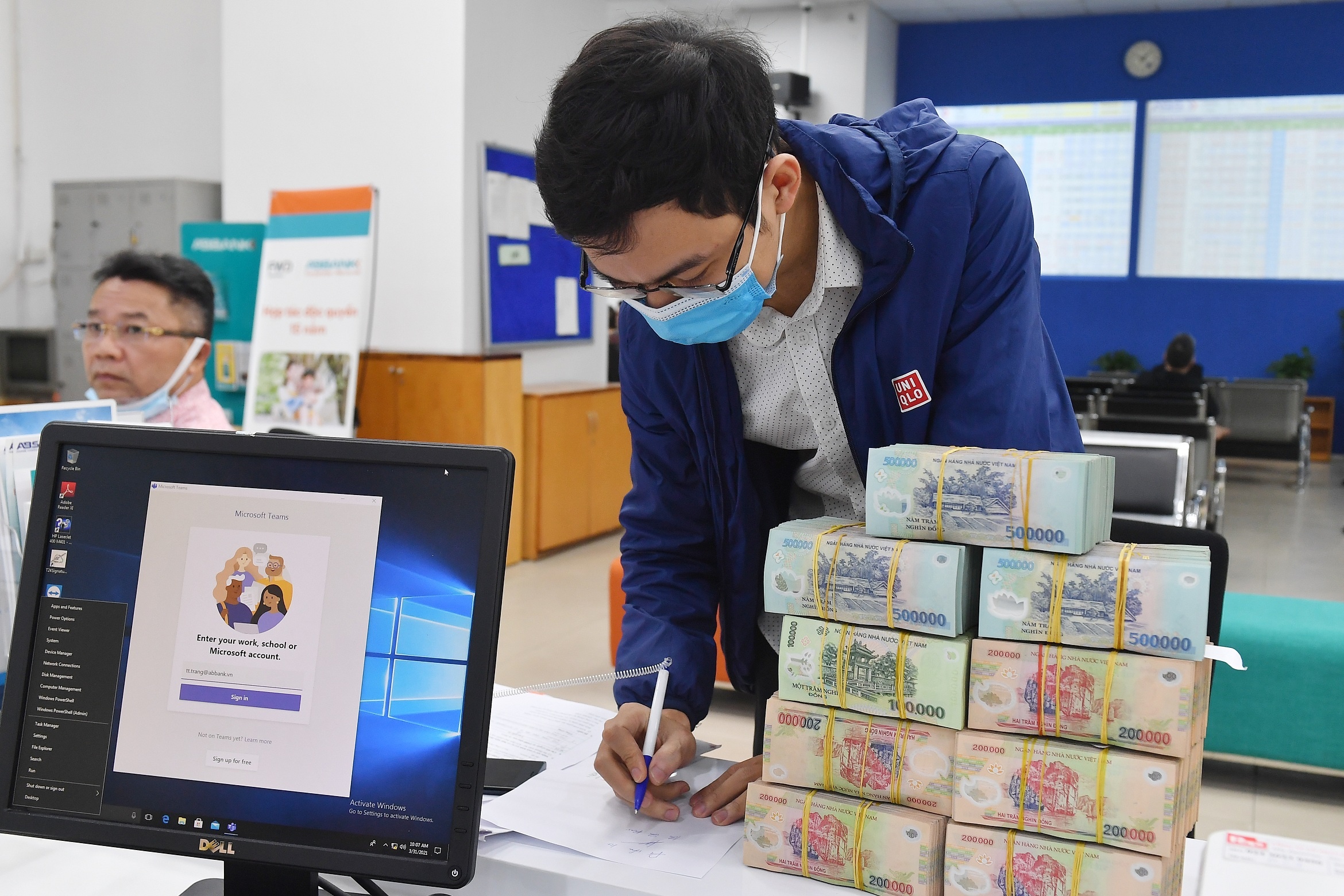 Ngan hang phai trich lap du phong no co cau lai trong 3 nam anh 2