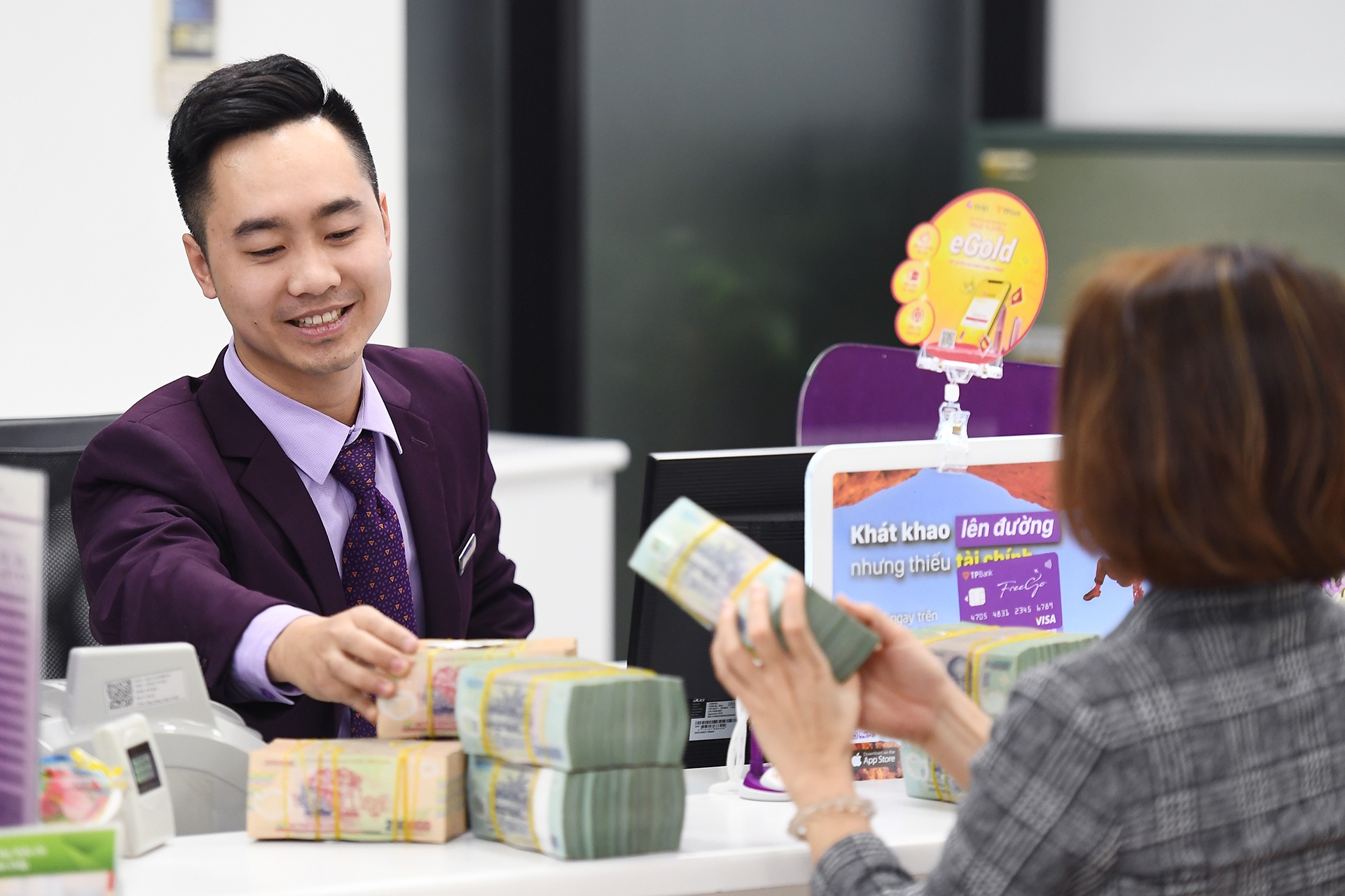 Ngan hang da cho vay hon 3 trieu ty dong lai suat thap hinh anh