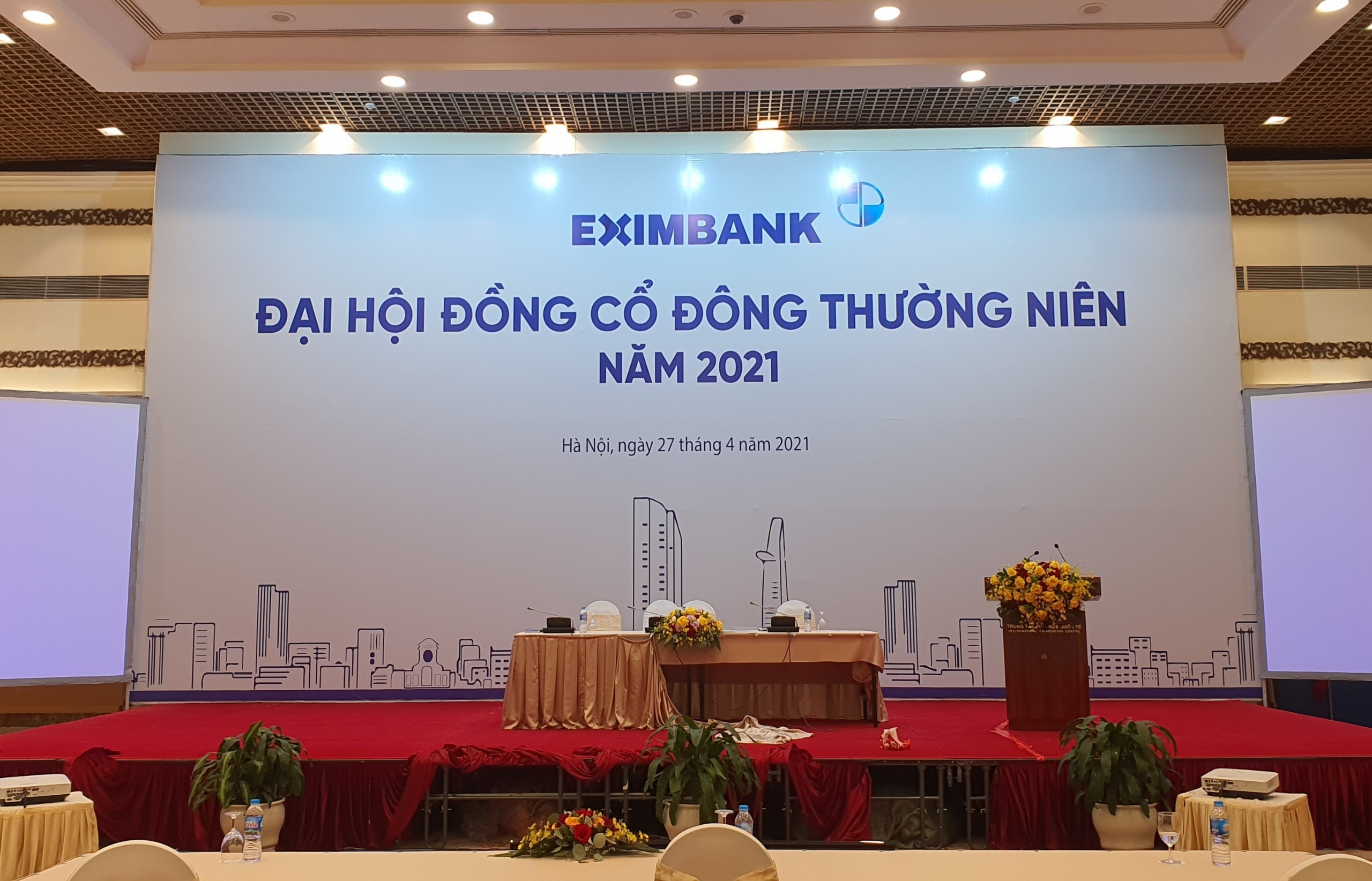 Eximbank hai lan to chuc dai hoi co dong bat thanh trong 24 gio hinh anh
