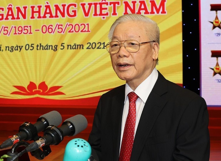 Tong bi thu giao 5 nhiem vu cho nganh ngan hang hinh anh