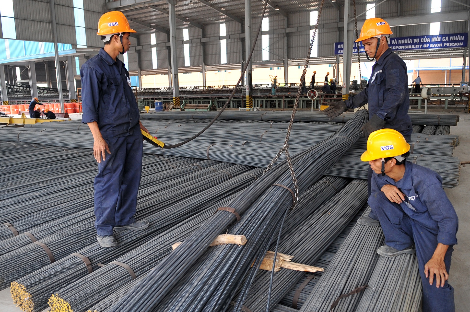 Hoa Phat giam san luong thep 2 thang lien tiep hinh anh