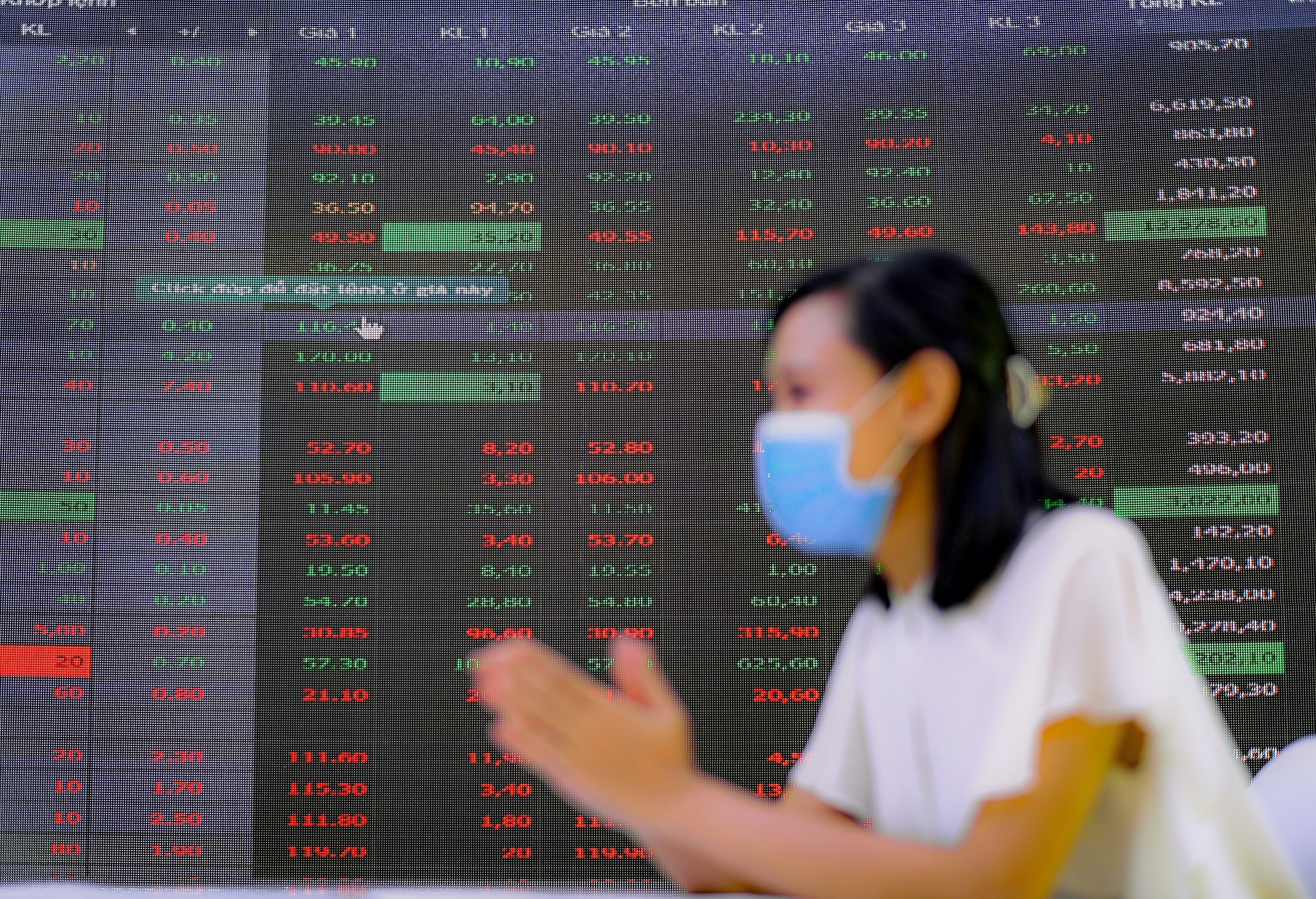 Xem xet giao dich lai lo toi thieu 10 co phieu hinh anh