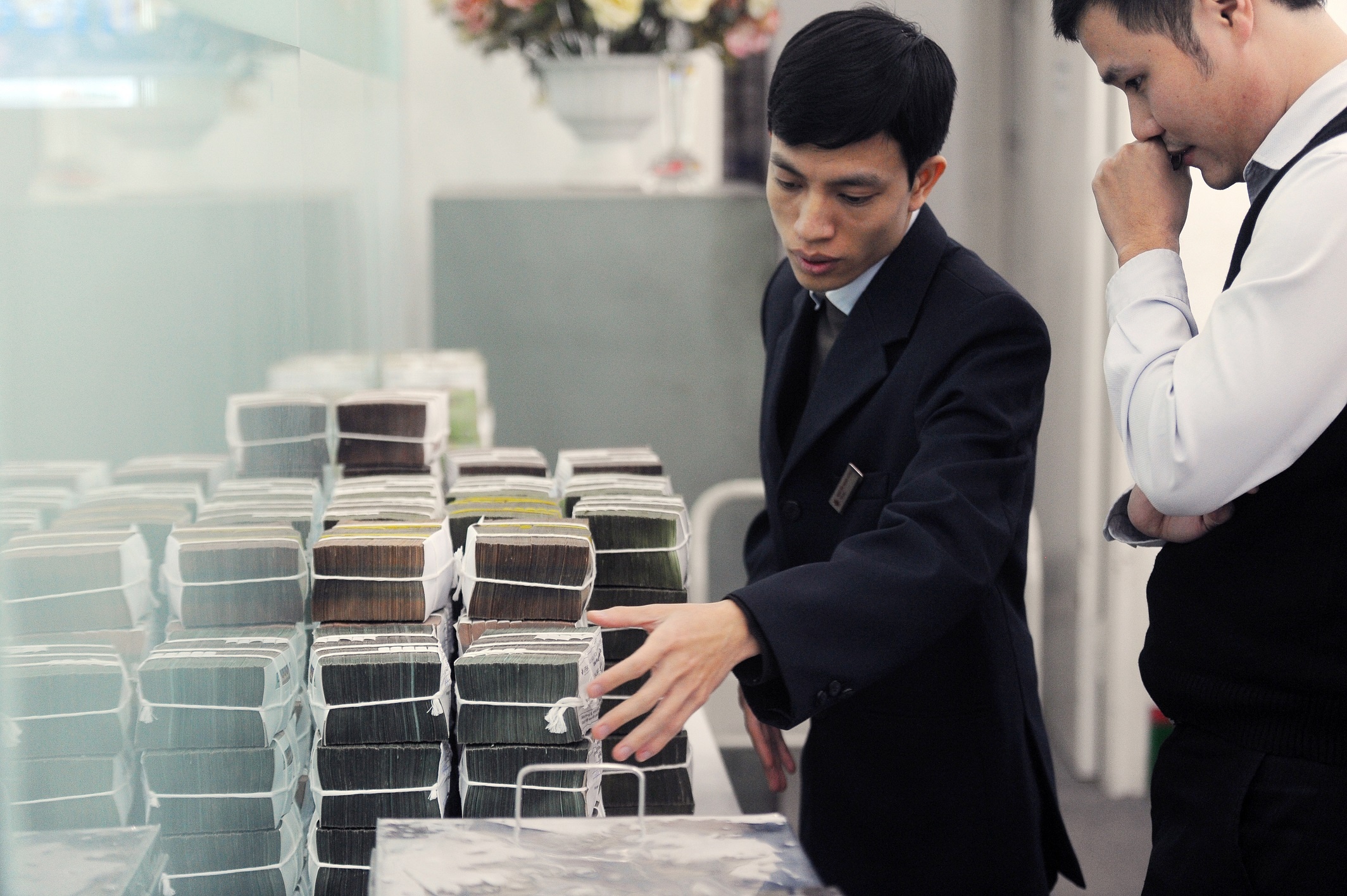 Ngan hang van chuong trai phieu doanh nghiep anh 1