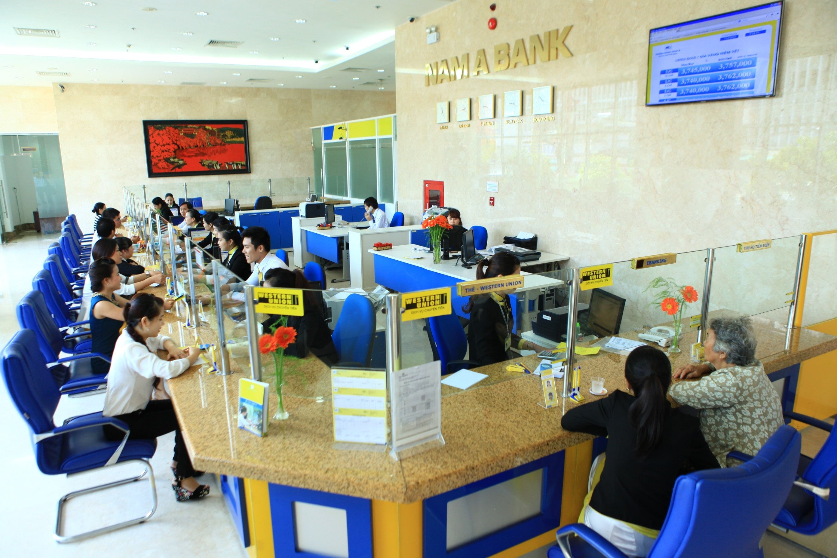 NamABank lai gap 10 lan nho giam lai suat tien gui anh 1