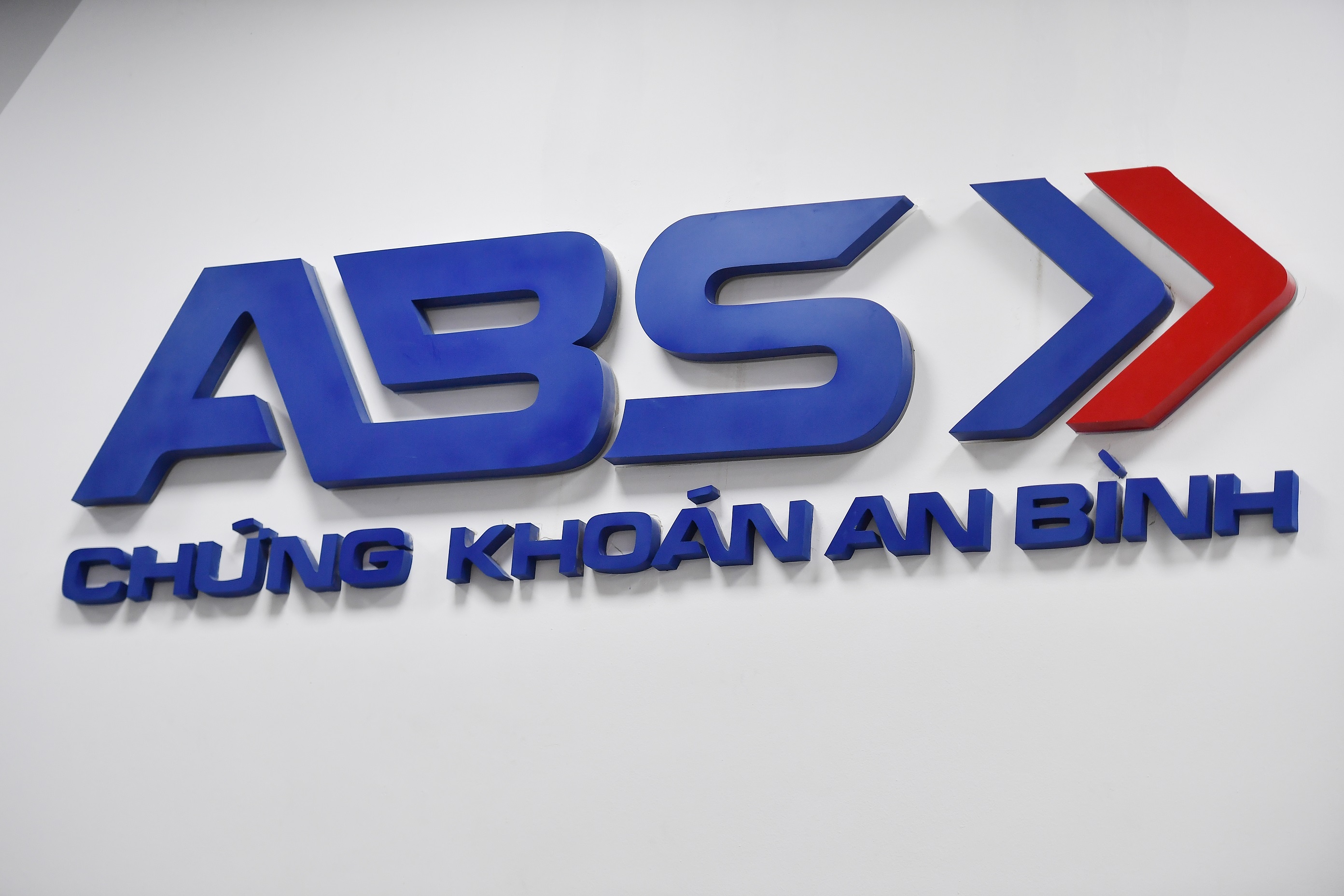 Chung khoan An Binh tang von len 1.000 ty dong hinh anh