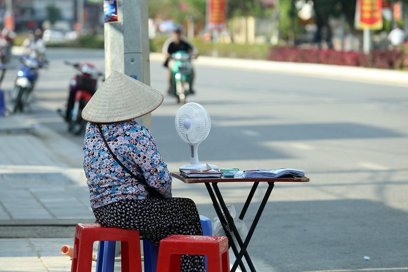 Bo Tai chinh len tieng ve doanh nghiep cung cap dich vu ‘dat 1 an 70’ hinh anh