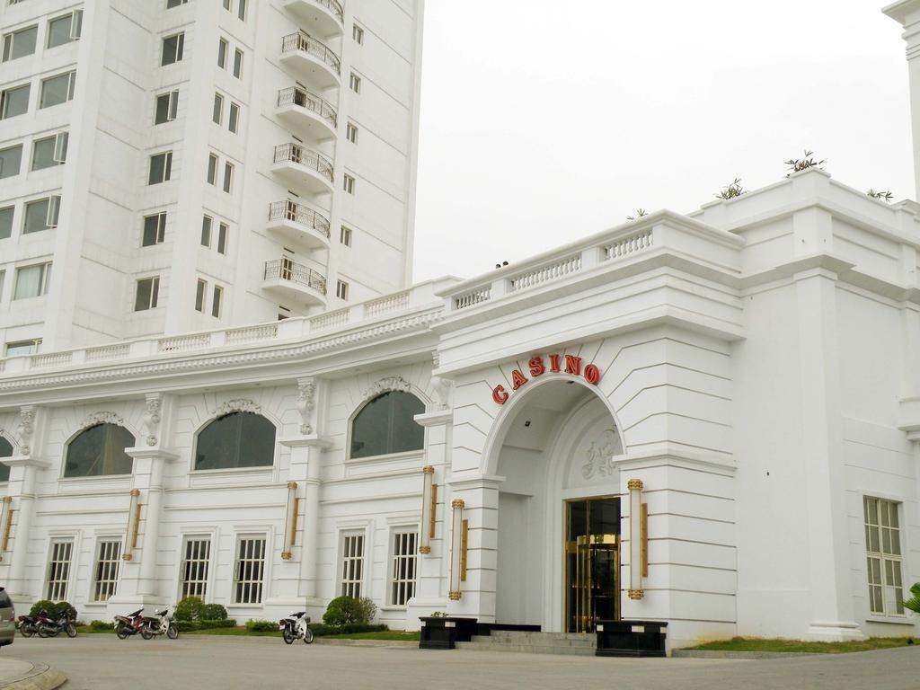 Casino Royal Ha Long chim trong khoan lo 380 ty dong hinh anh