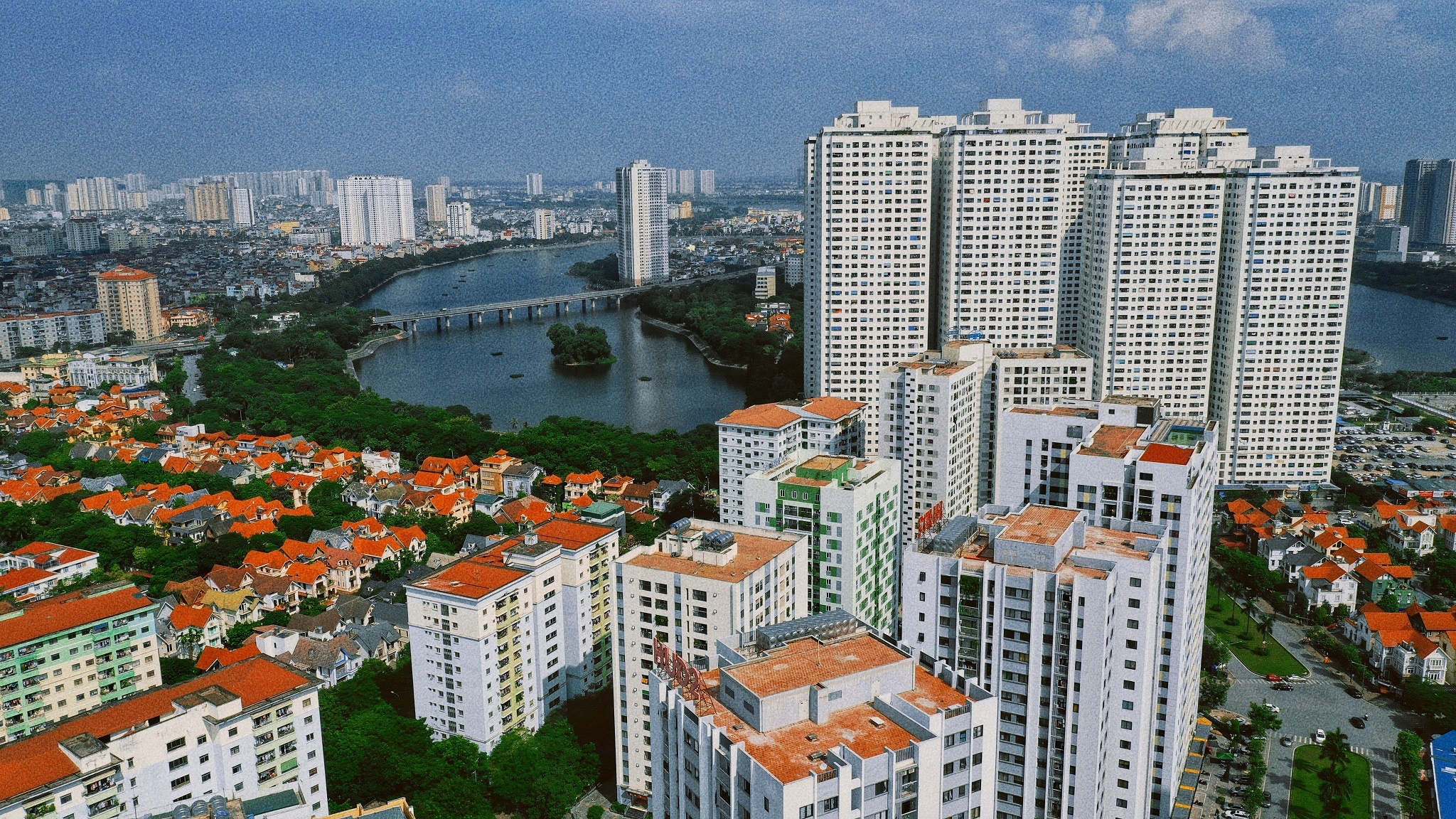 HUD bi phat hang tram ty dong vi om dat cham tra tien thue hinh anh