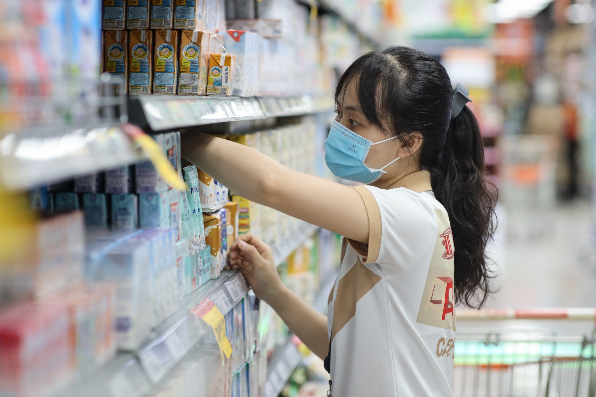 Nhieu diem kinh doanh chua giam thue VAT, Tong cuc Thue yeu cau xu ly hinh anh