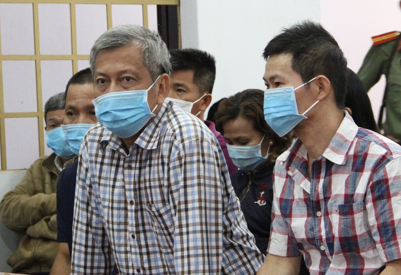 Ngan hang rao ban hon 8.000 m2 dat cua dai gia xang dau Trinh Suong hinh anh