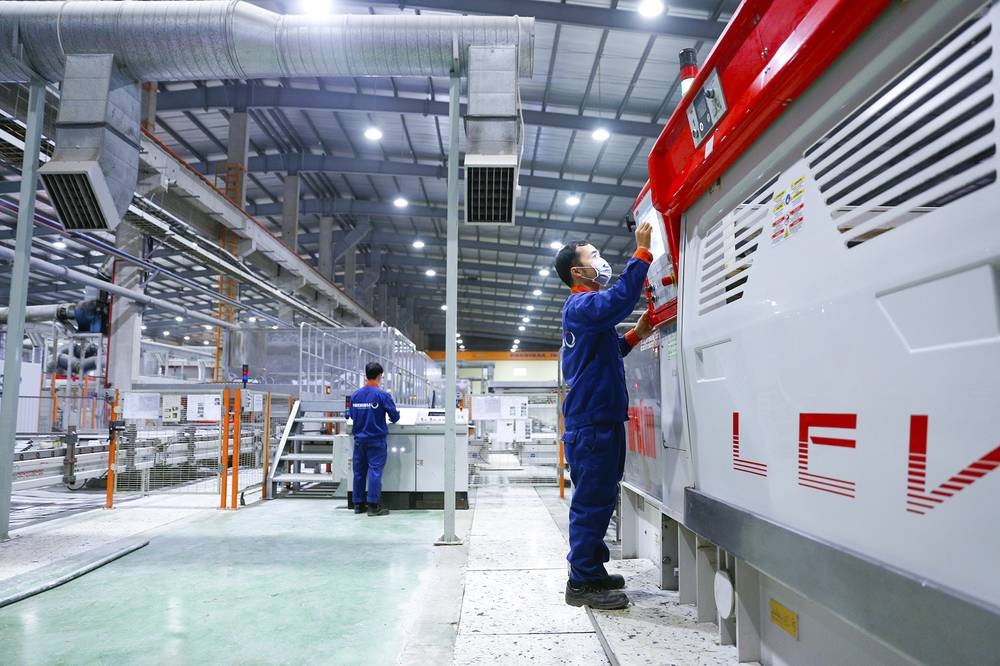 Vicostone bao lai gan 2.100 ty dong hinh anh