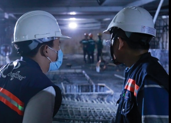 Loi nhuan Coteccons truot dai hinh anh