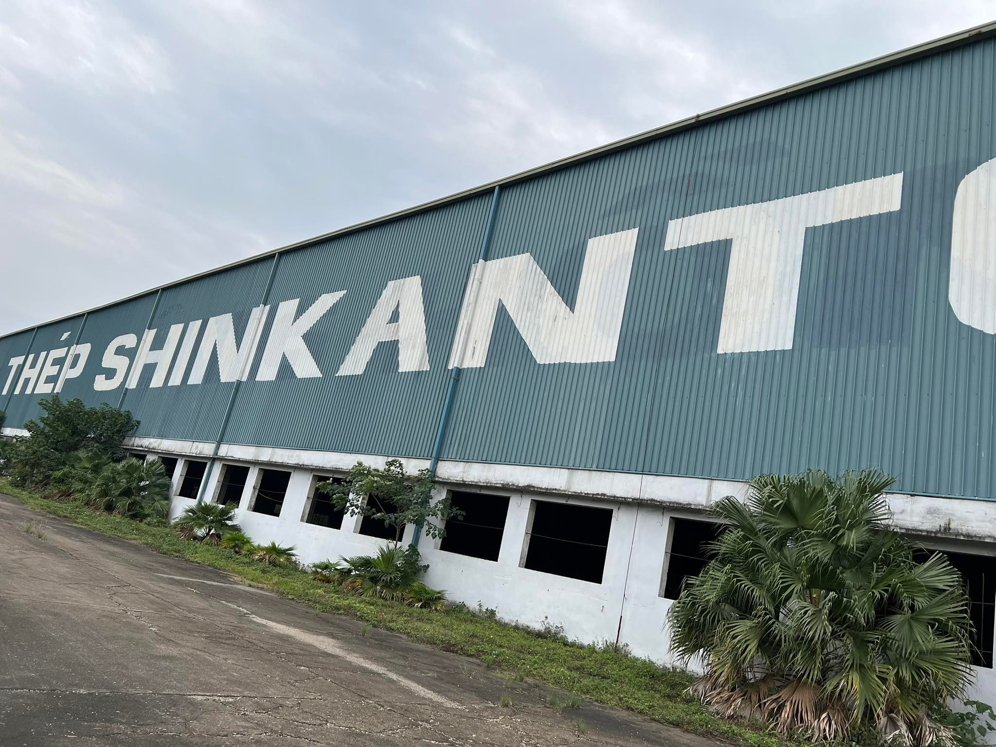 Thep Song Hong sap bi giai the anh 1