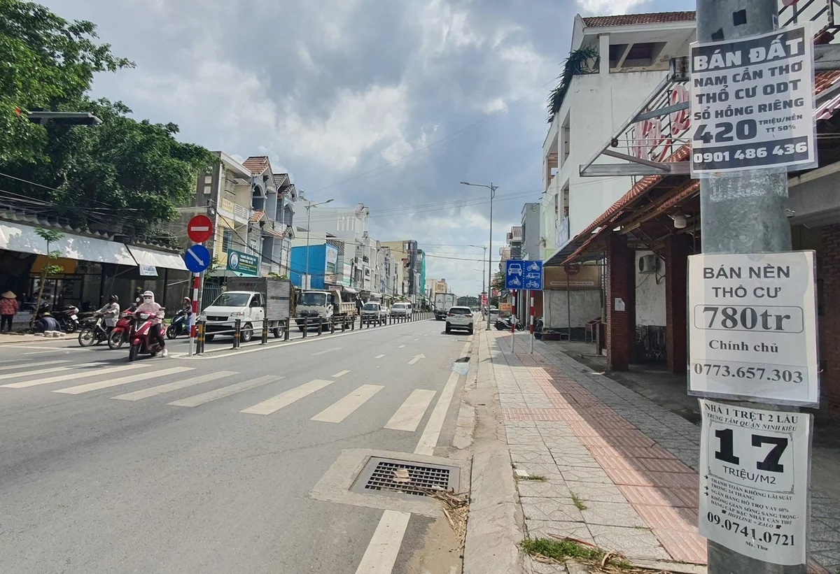 De xuat mua ban nha dat phai qua ngan hang de chong tron thue hinh anh