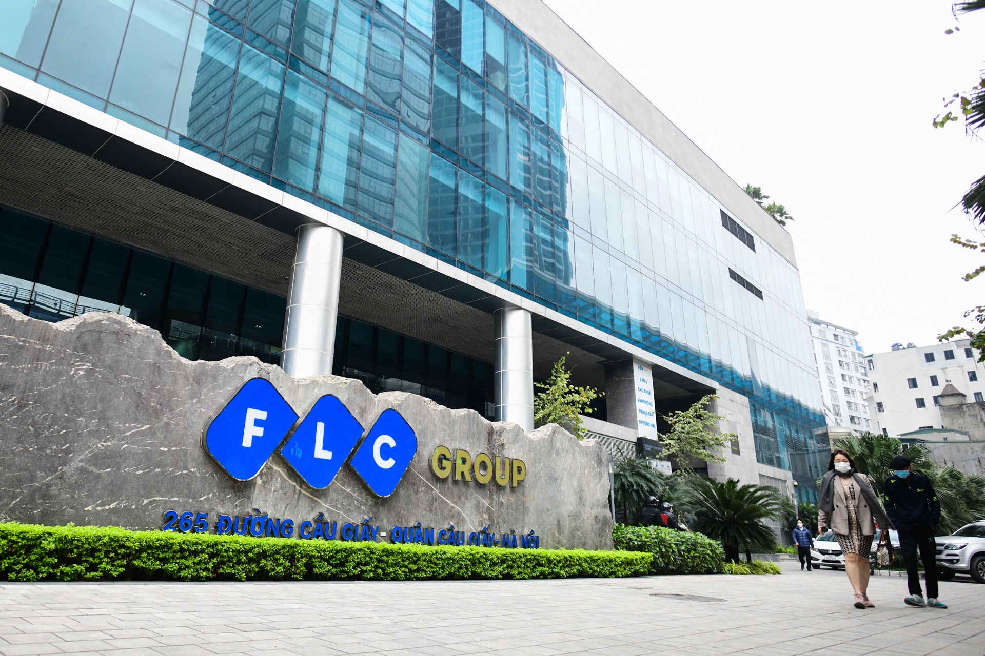 Chuyen cong an xu ly nhung doanh nghiep niem yet sai pham hinh anh