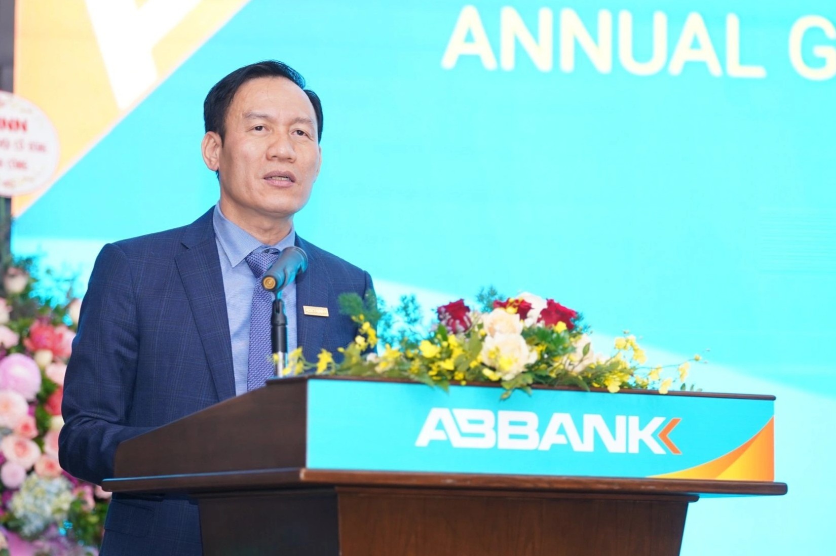 Chu tich ABBank: Ngan hang chua co ke hoach dung cho vay bat dong san hinh anh