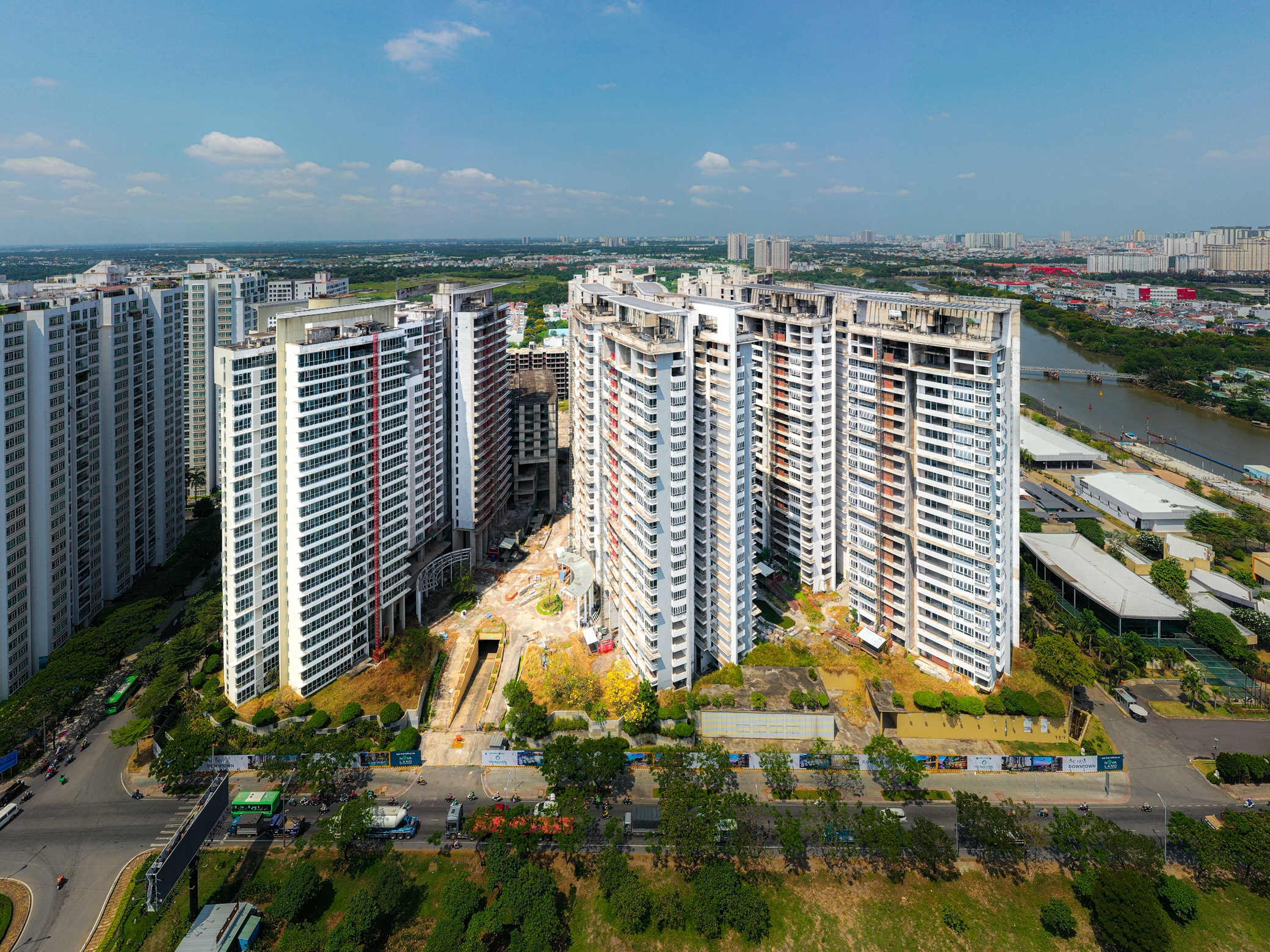 Ngan hang co dang siet tin dung bat dong san? anh 2