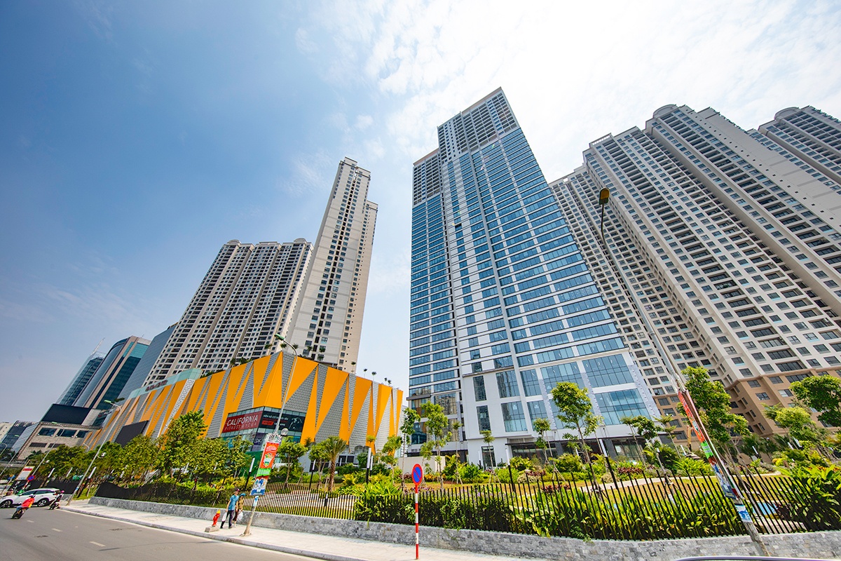 Coteccons thua lo vi khoan no kho doi lien quan Tan Hoang Minh hinh anh