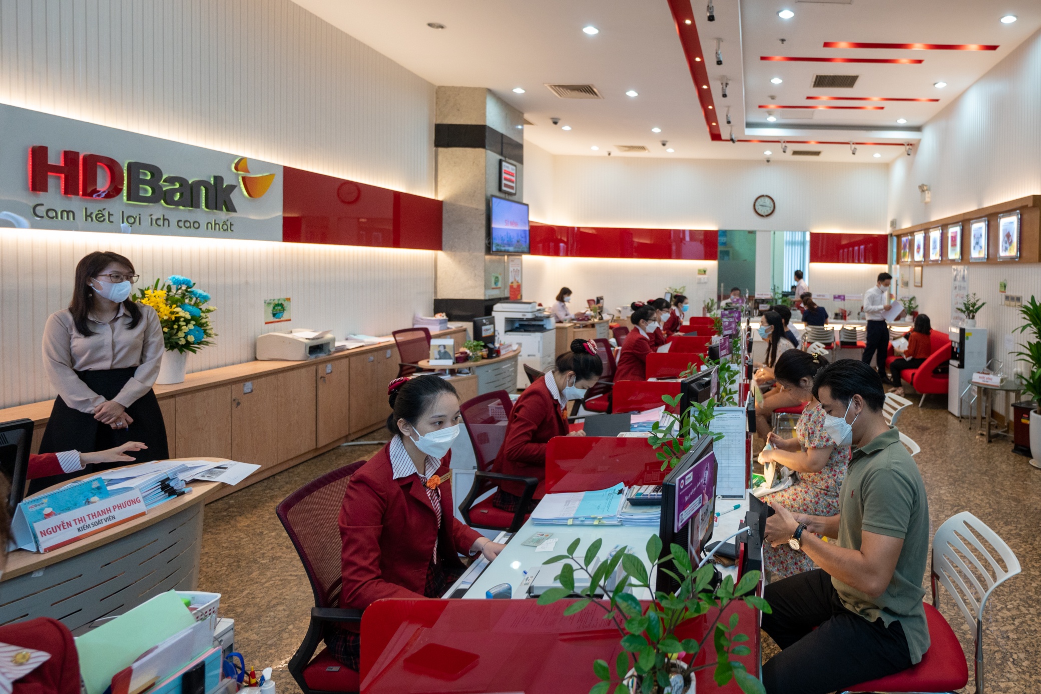 chuyen giao bat buoc,  ngan hang yeu kem anh 2